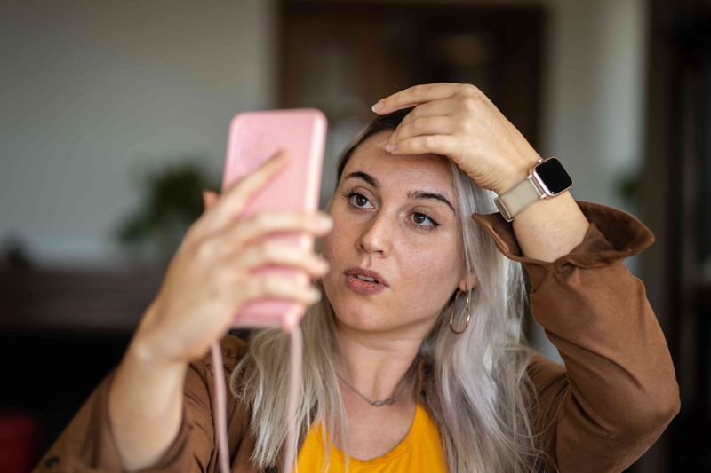 Constantly Turning the Conversation Back to Yourself