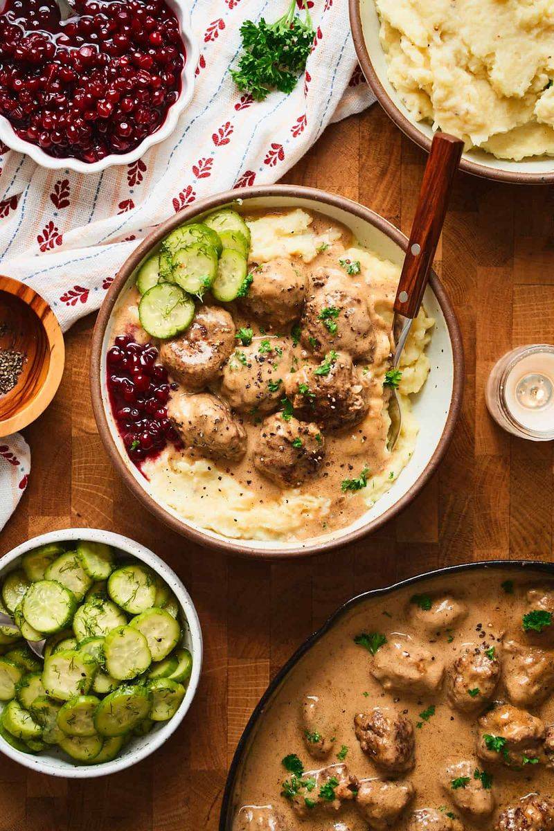 Kottbullar (Swedish Meatballs)