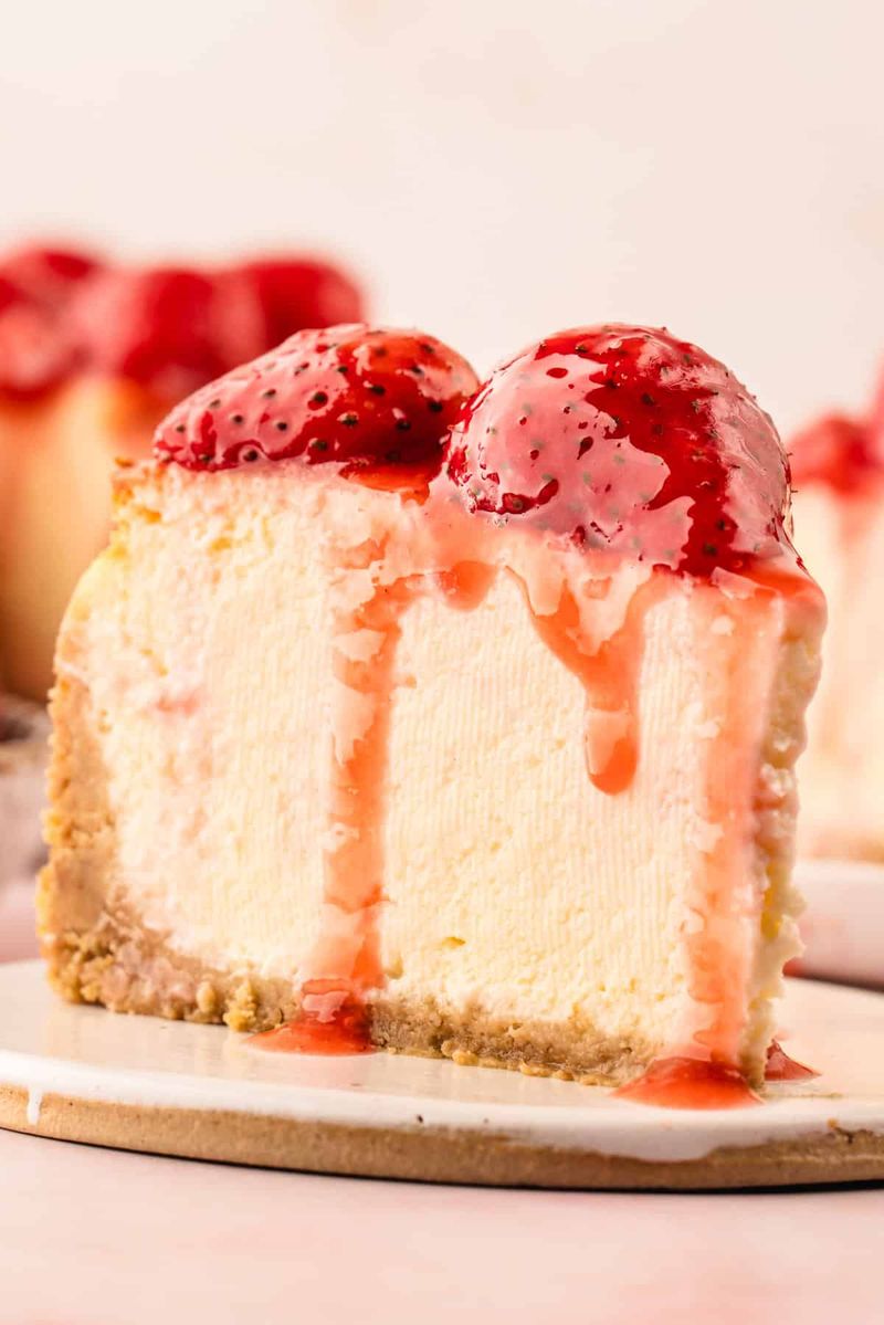 Classic New York-Style Cheesecake with Fresh Strawberries