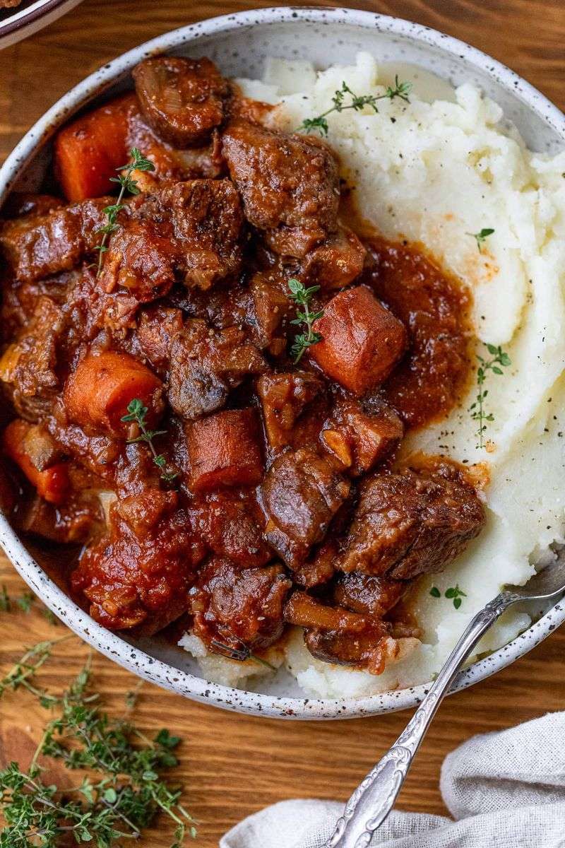 Slow Cooker Beef Bourguignon