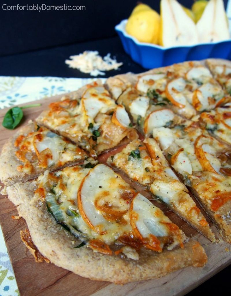 Pear and Gorgonzola Flatbread