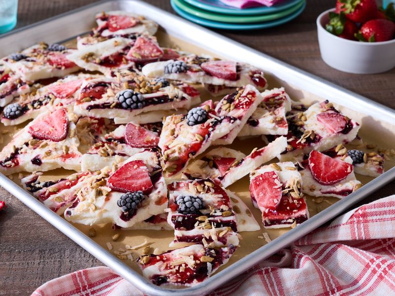 Frozen Yogurt Bark