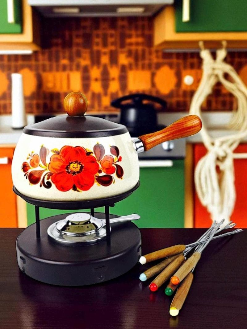 Fondue: The 1970s Party Staple