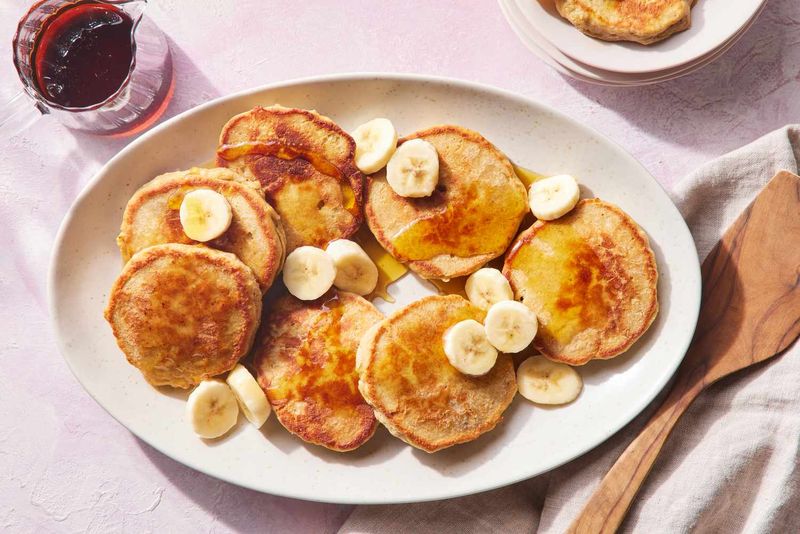 Banana Oat Mini Pancakes