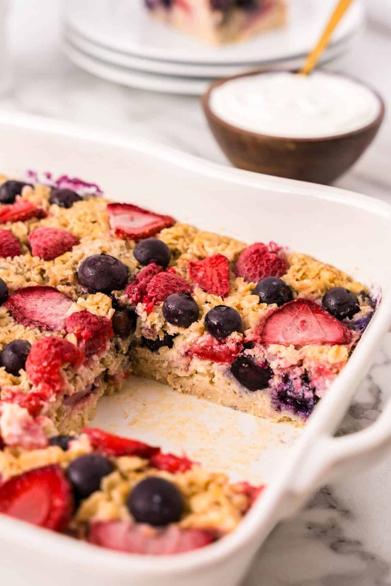 Cinnamon Spiced Oatmeal With Walnuts and Berries