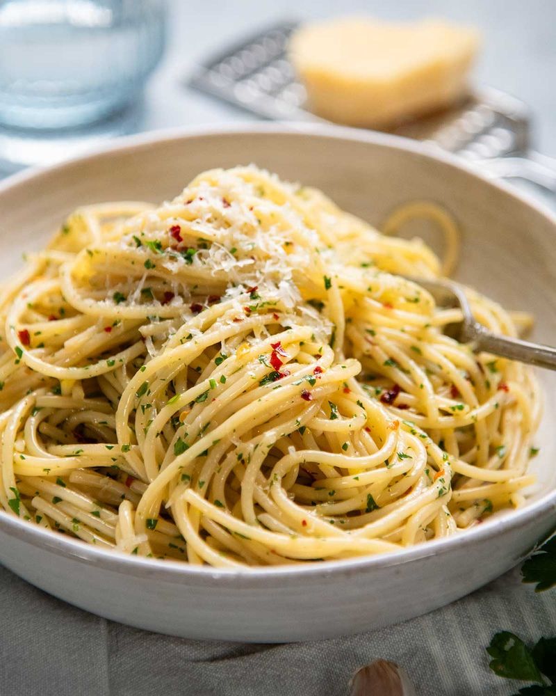 Pasta with Garlic and Olive Oil