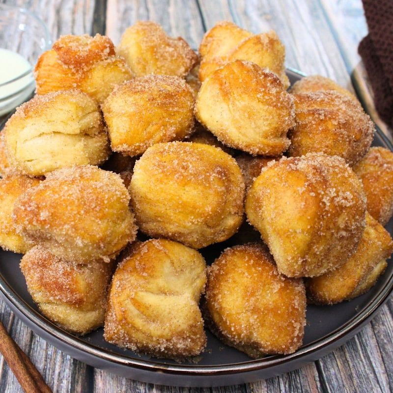 Air Fryer Cinnamon Roll Bites