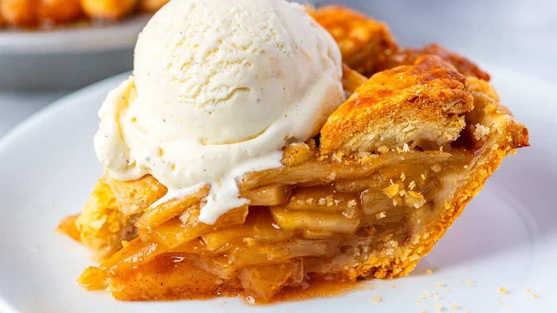 Classic American Apple Pie