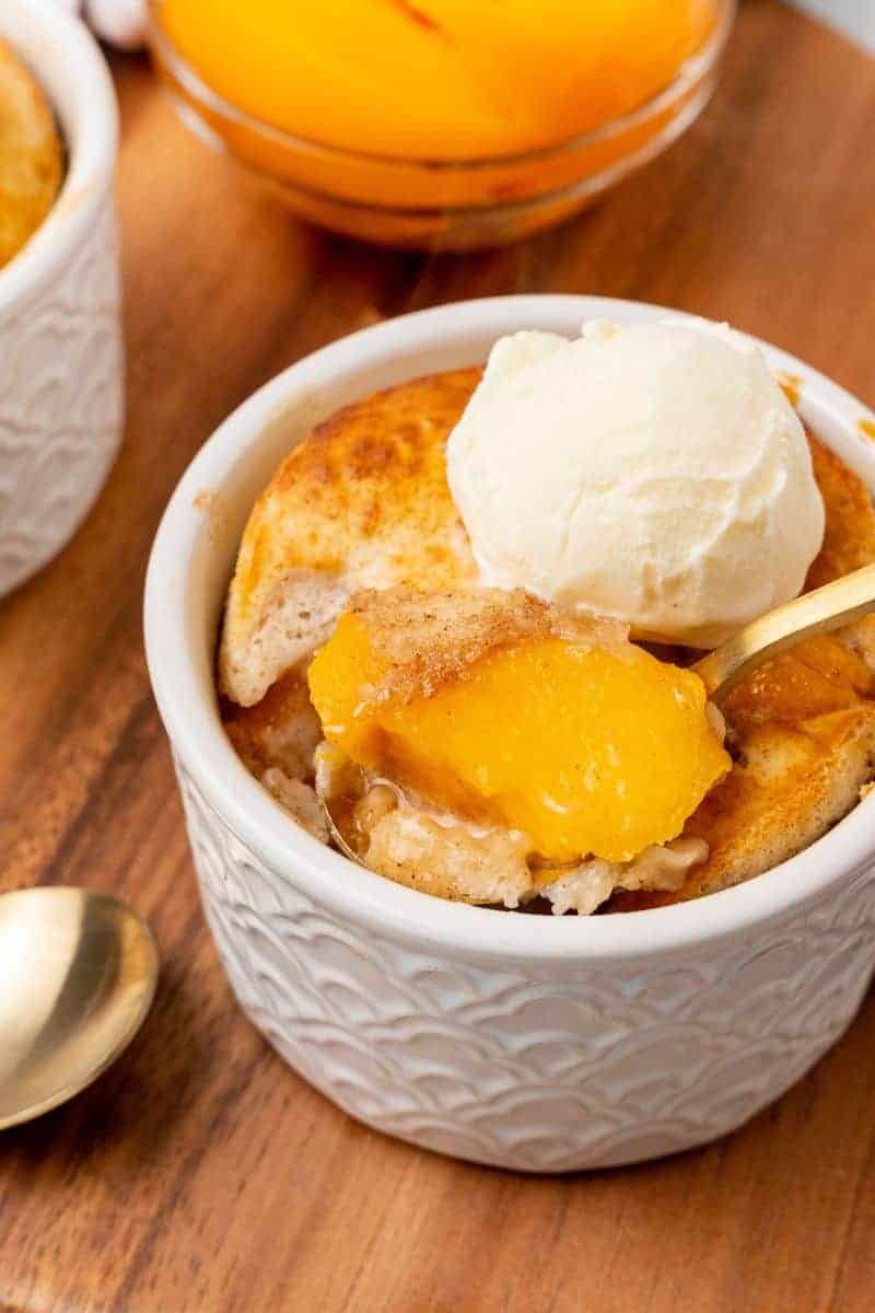 Air Fryer Peach Cobbler