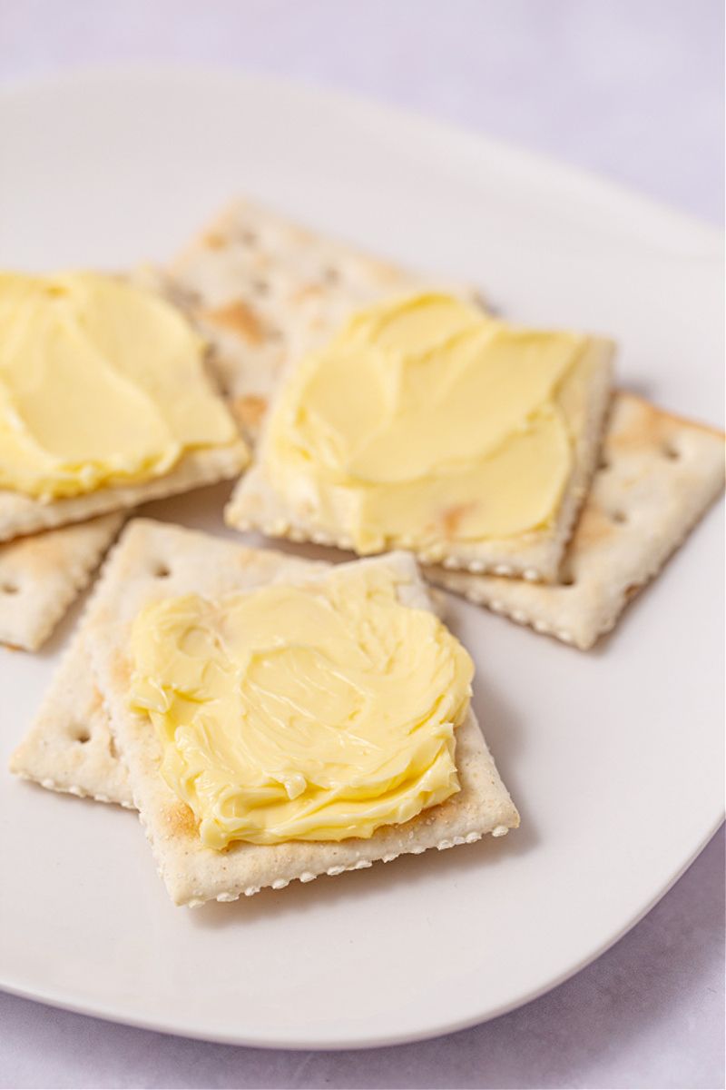 Saltine Crackers with Butter