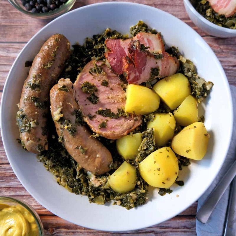 Grunkohl mit Pinkel - Northern Germany's Winter Classic