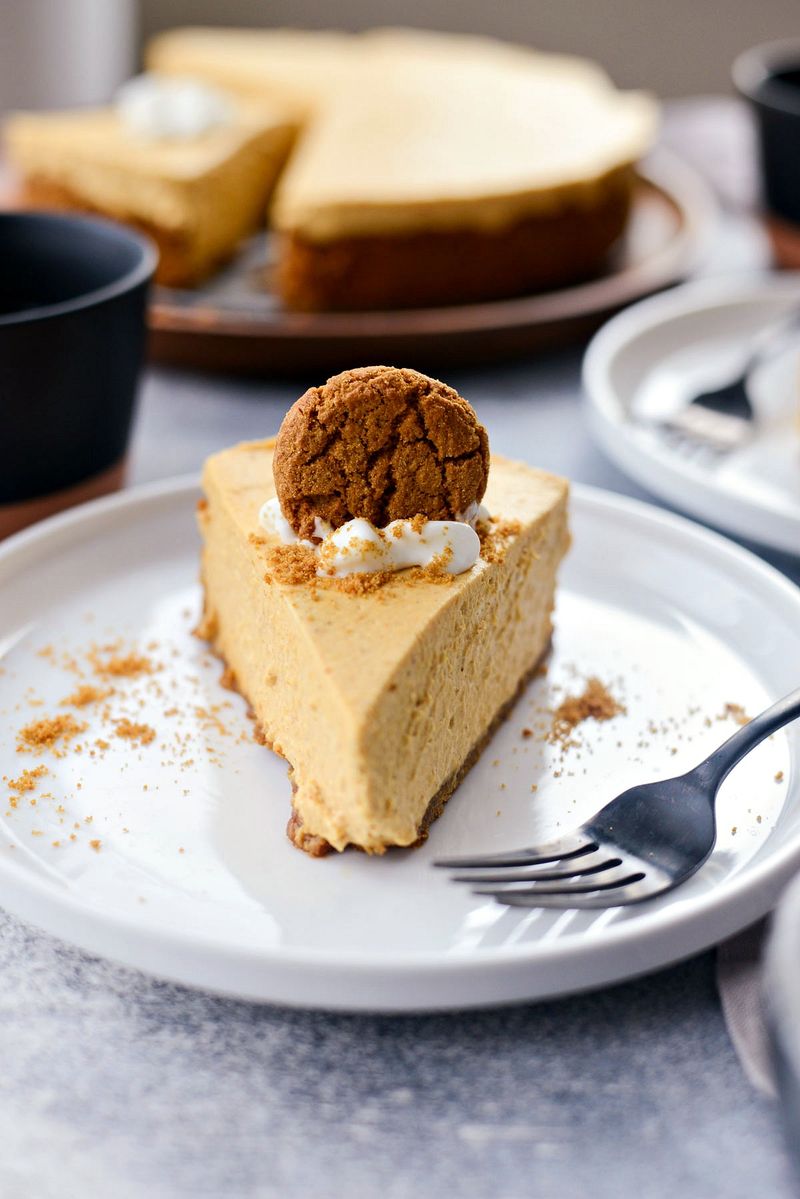 Pumpkin Cheesecake with Gingersnap Crust