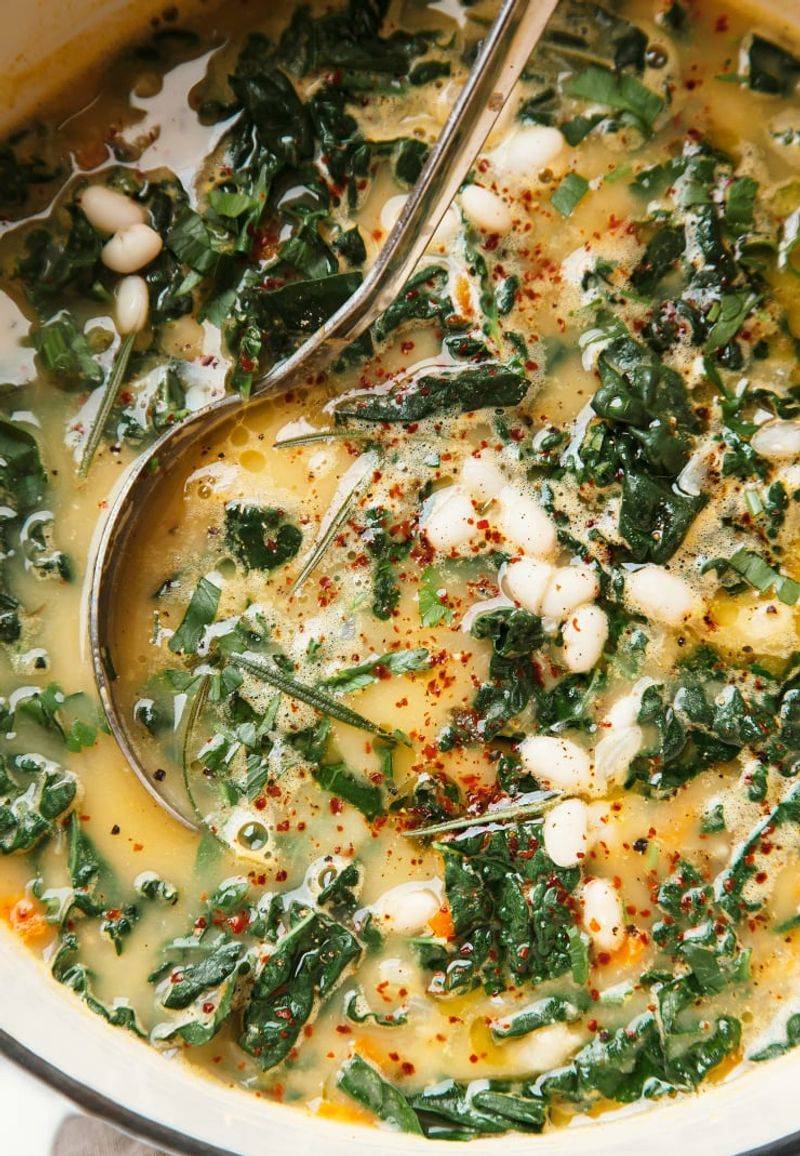 Creamy White Bean and Kale Soup