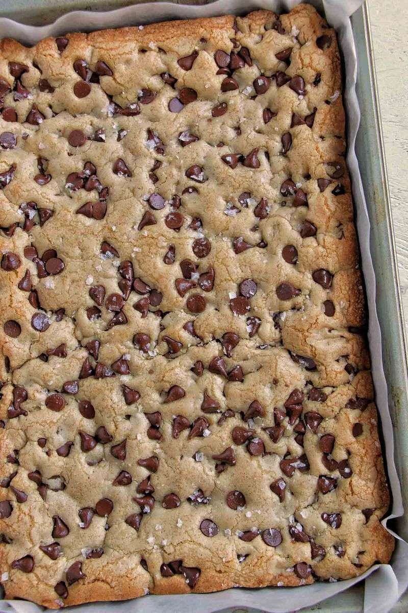 Chocolate Chip Cookie Bars