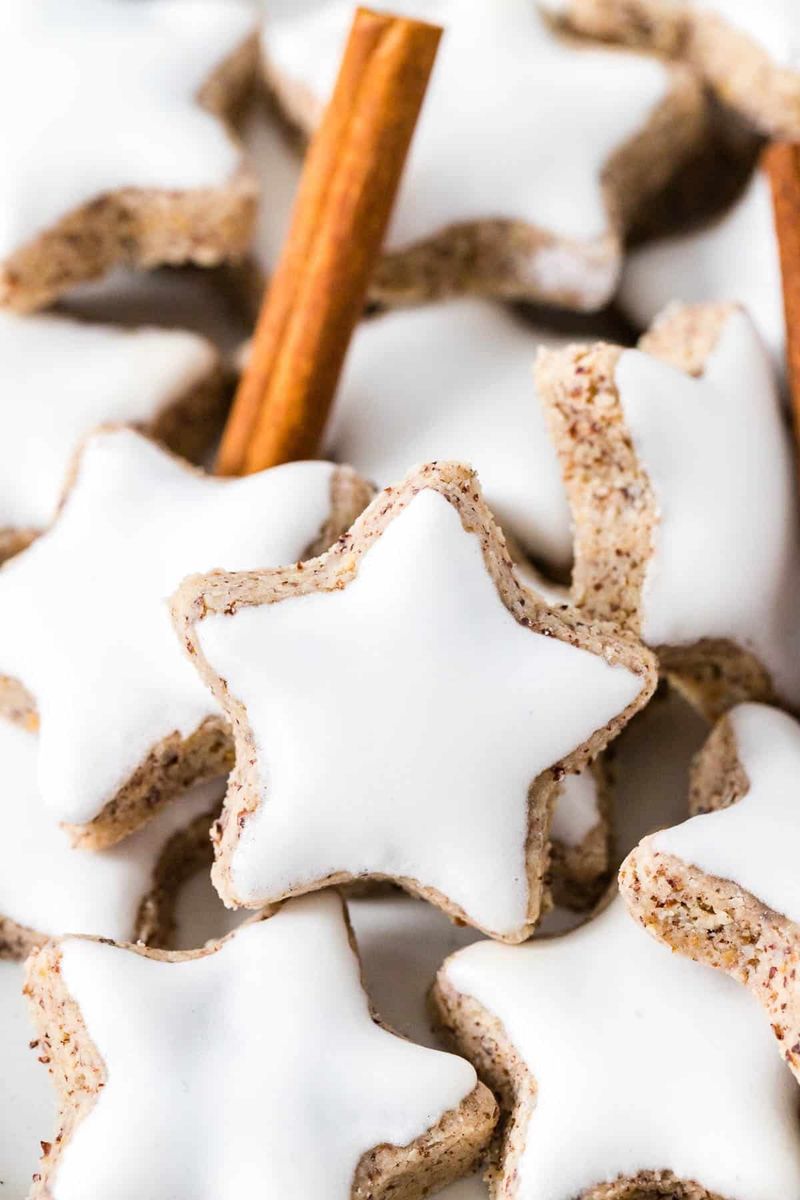 Zimtsterne (Cinnamon Stars)