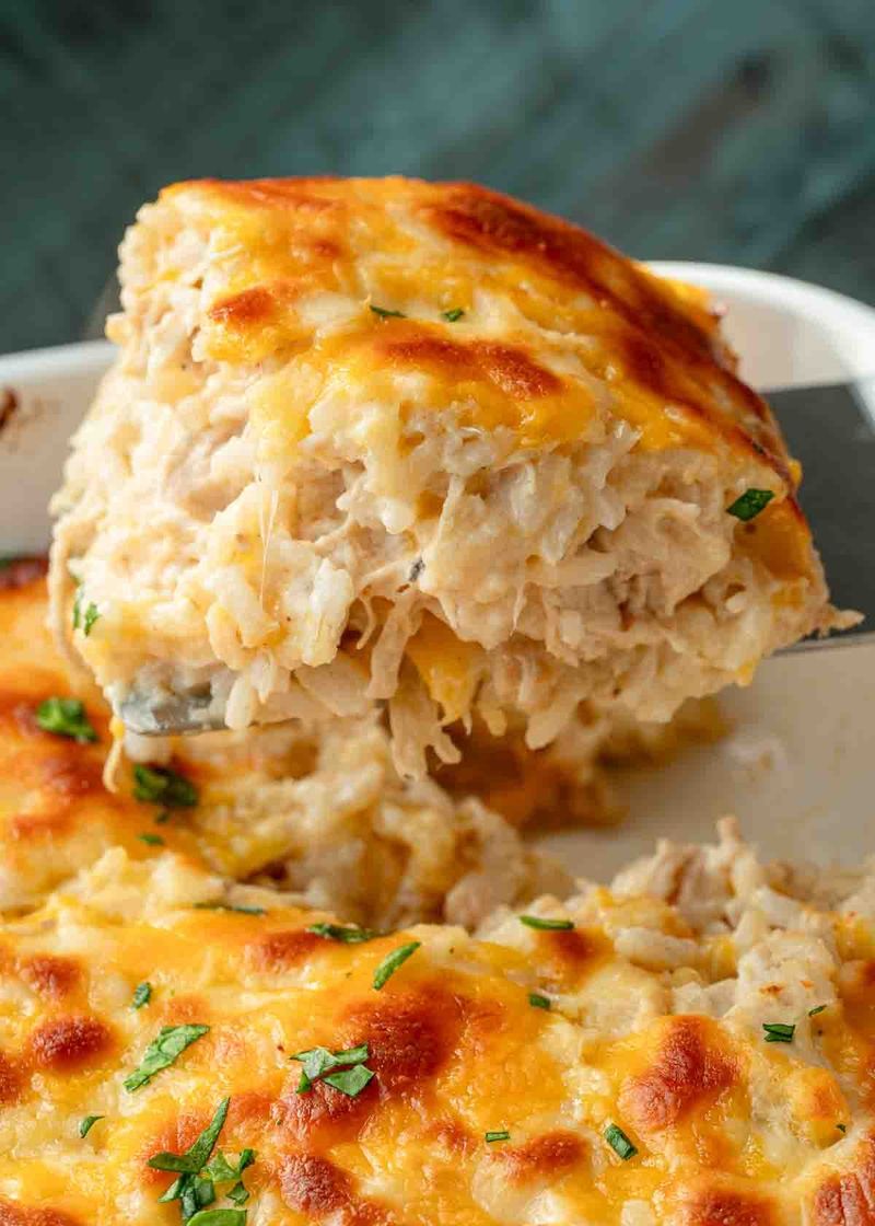Cheesy Chicken and Rice Casserole