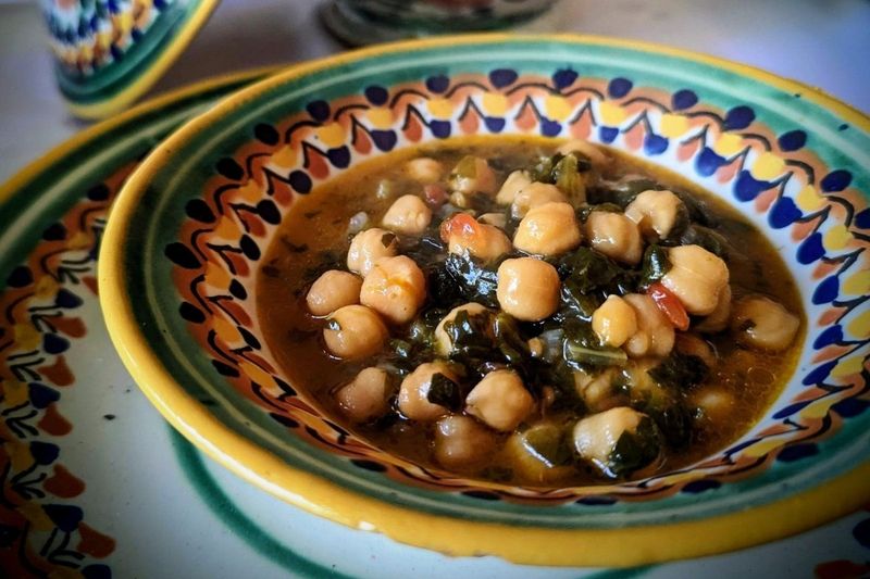 Spanish Garbanzo and Spinach Soup