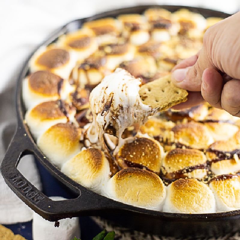Make S'mores Dip for a Crowd
