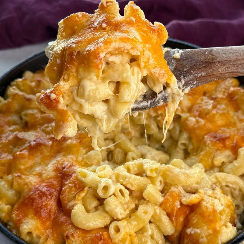 Classic Baked Mac and Cheese