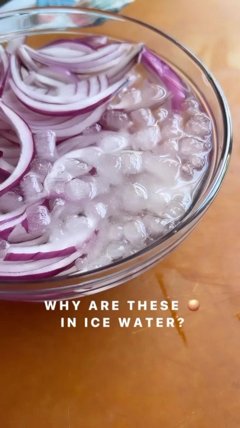 Onion Under Cold Water Keeps Tears Away