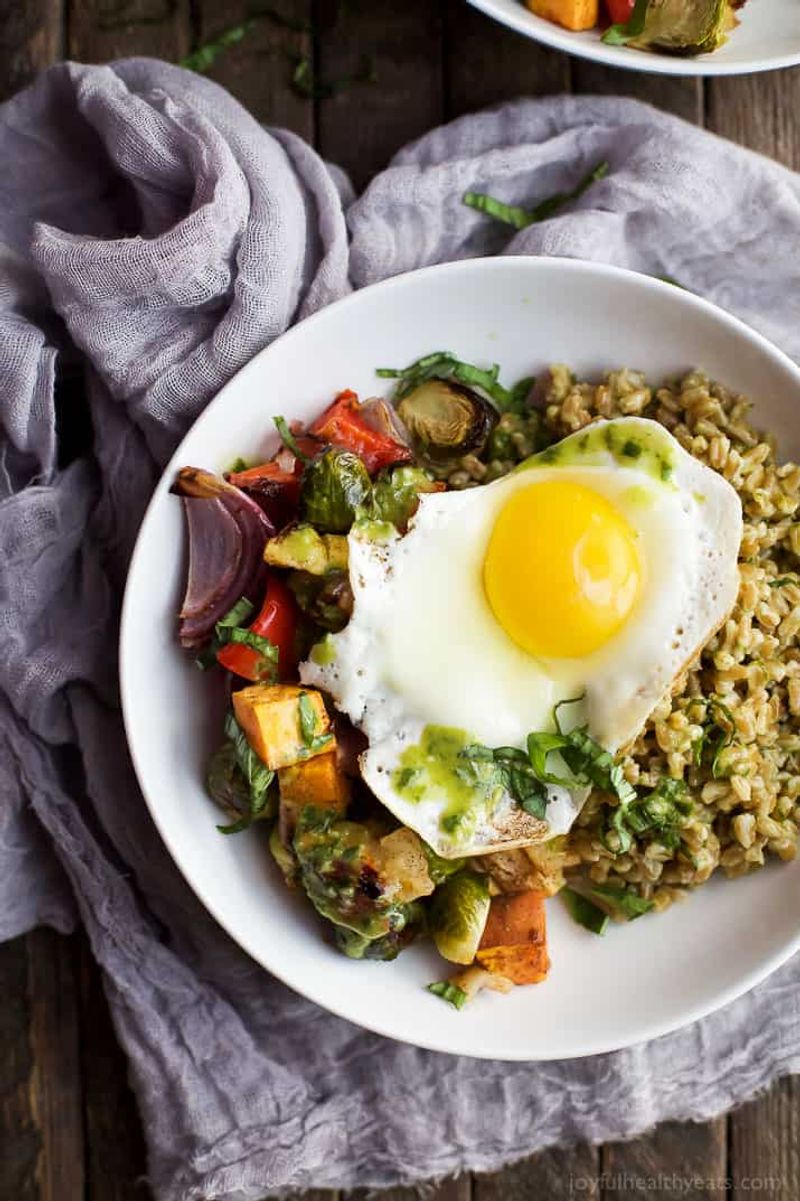 Grain Bowl with Roasted Veggies and a Poached Egg