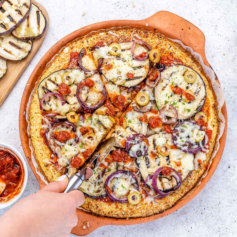Grilled Pizza With Cauliflower Crust