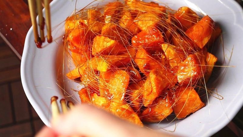 Chinese Candied Apple Strings