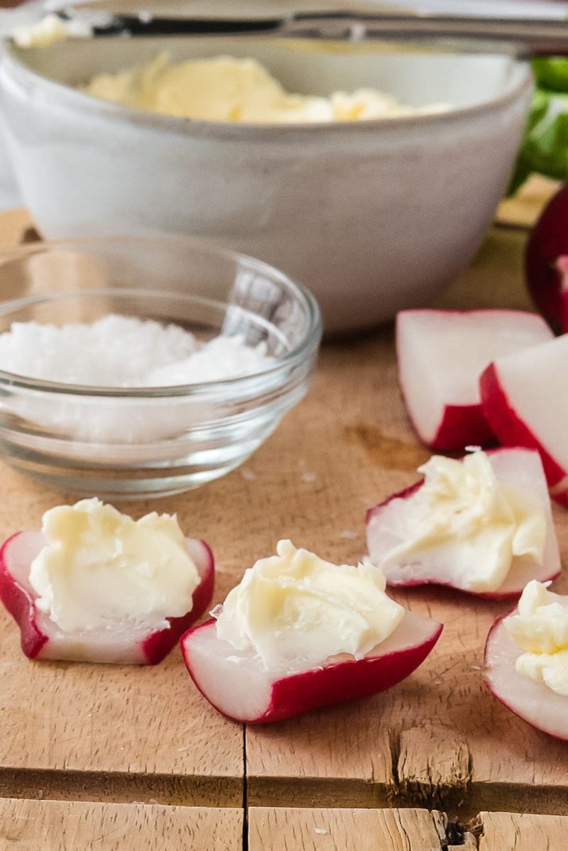 Radish Slices with Butter and Salt