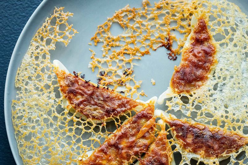 Dumplings (Pot Stickers)