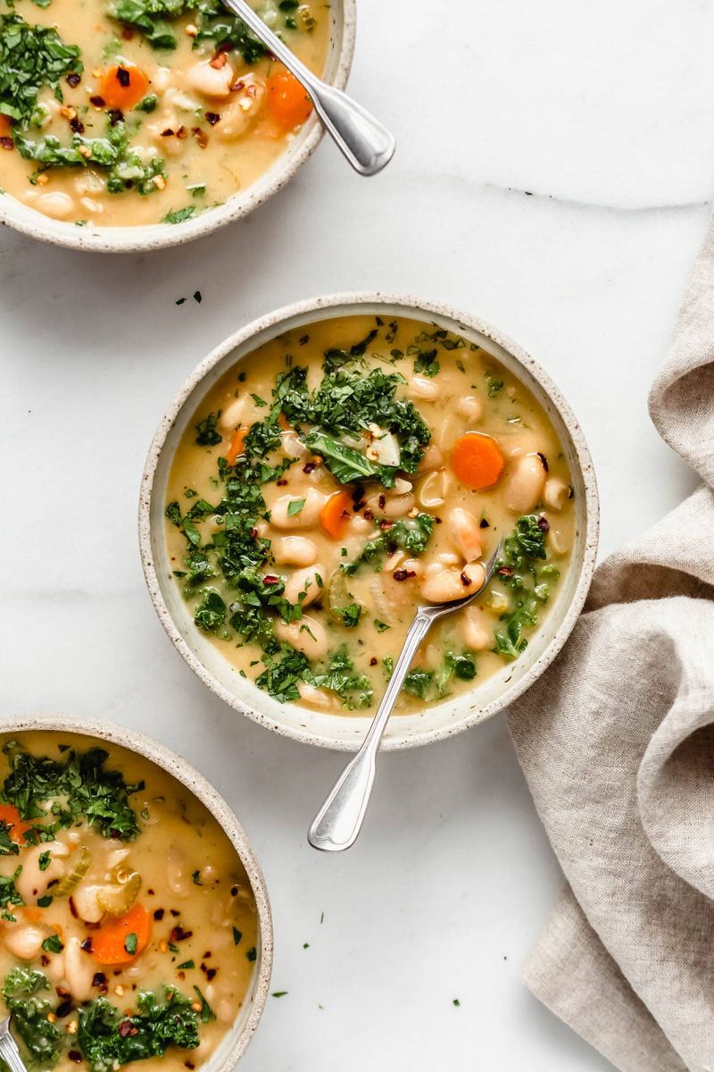 White Bean and Kale Soup
