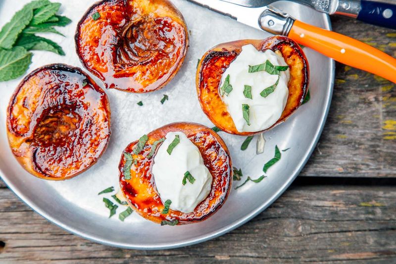 Grilled Peaches with Honey