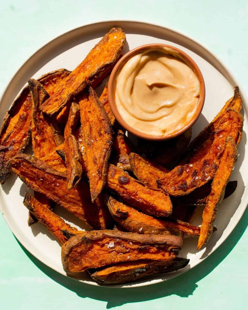 Sweet Potato Wedges with Chipotle Dip