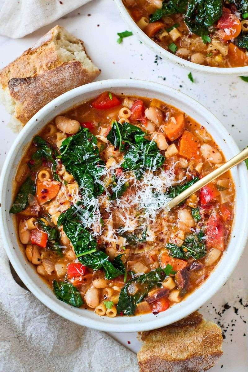Minestrone Soup with Whole Grain Pasta