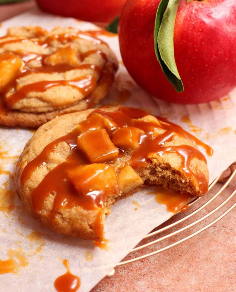 Caramel Apple Cookies