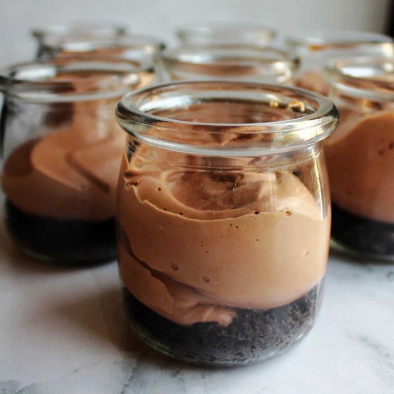 No-Bake Chocolate Cheesecake Cups