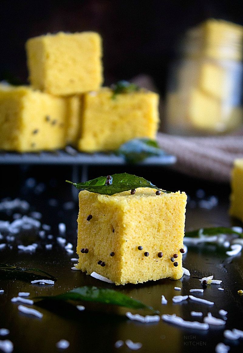 Dhokla - Gujarati Fermented Chickpea Cake
