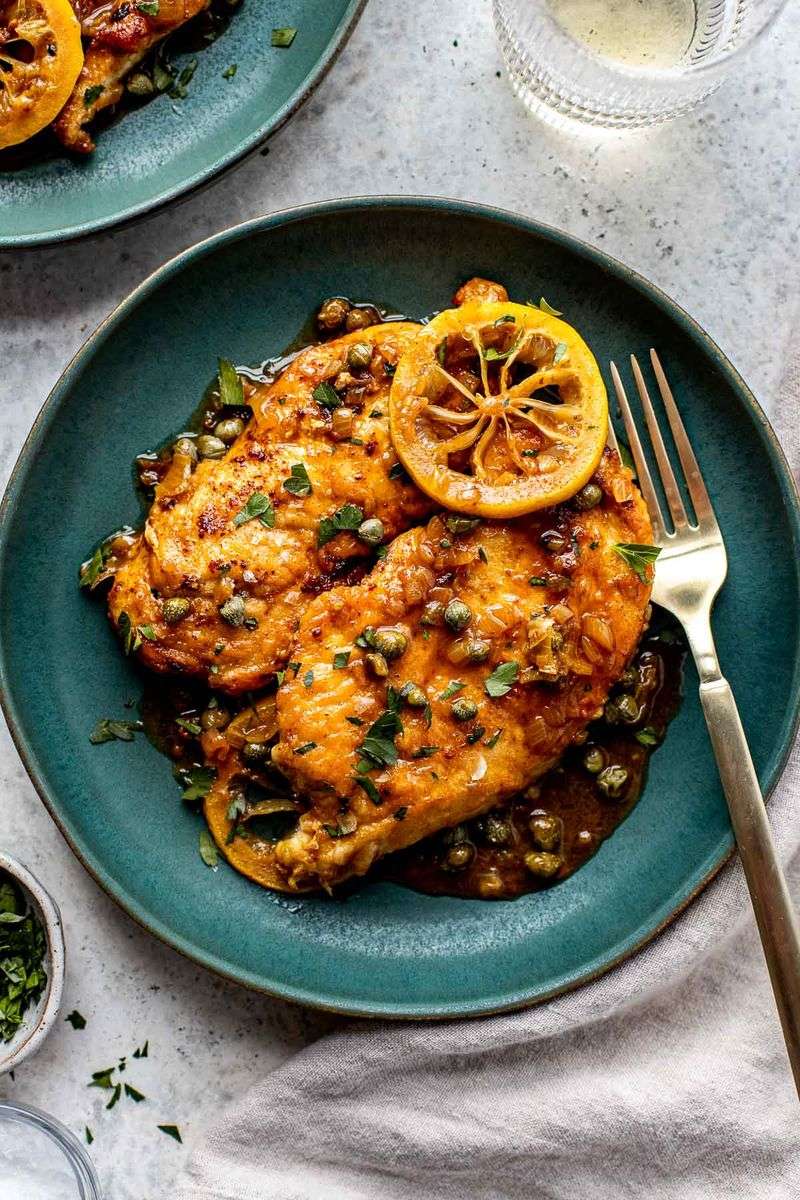 Chicken Piccata with Capers and Lemon