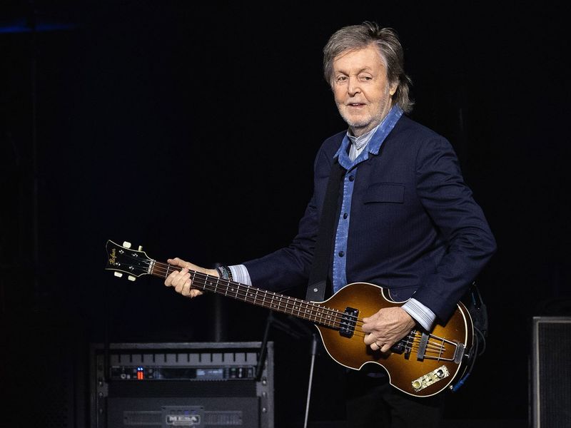 Paul McCartney - Missing a Tony