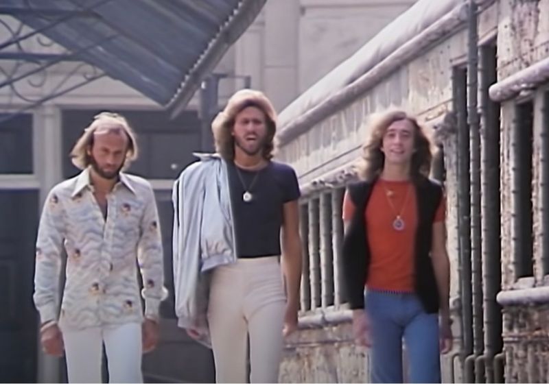 Stayin' Alive - Bee Gees (1977)