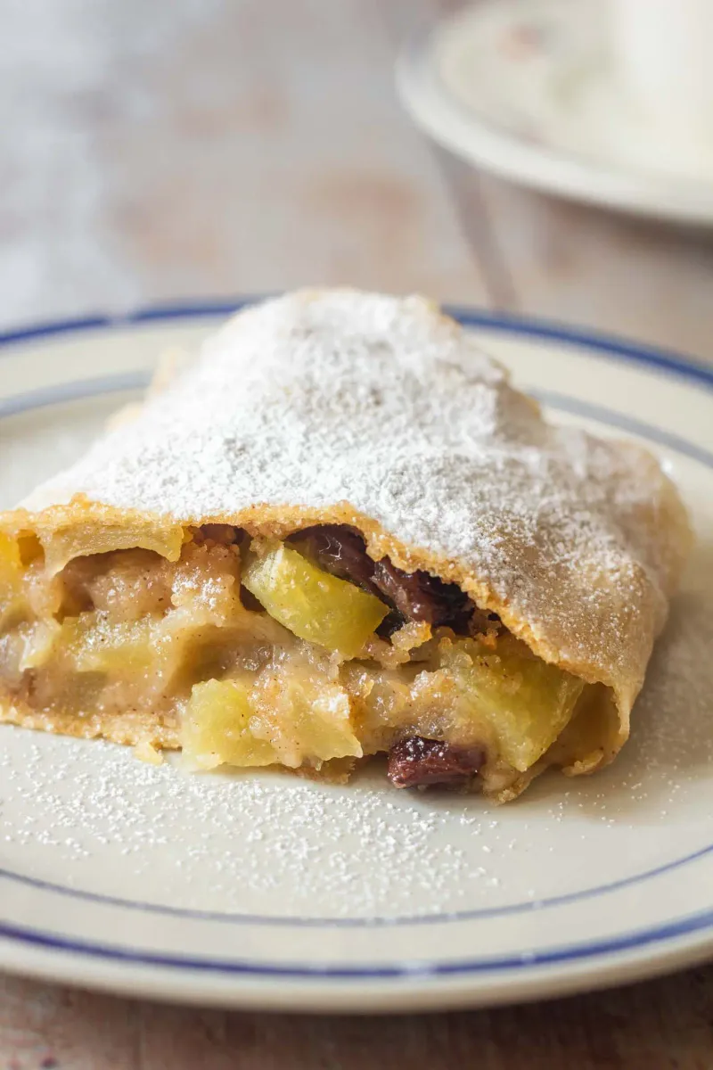 German Apfelstrudel
