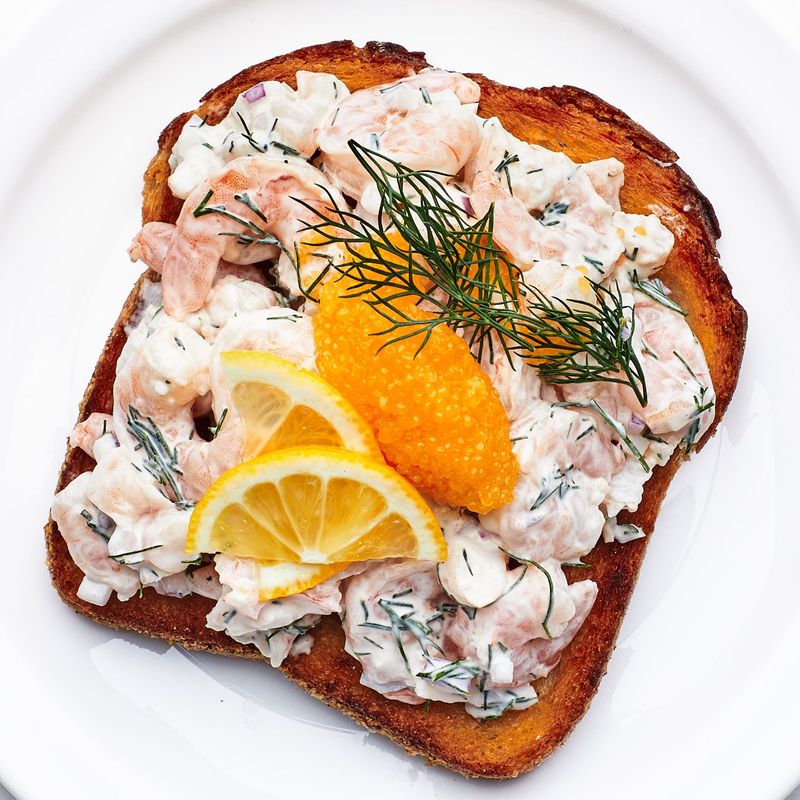 Toast Skagen (Shrimp Toast)