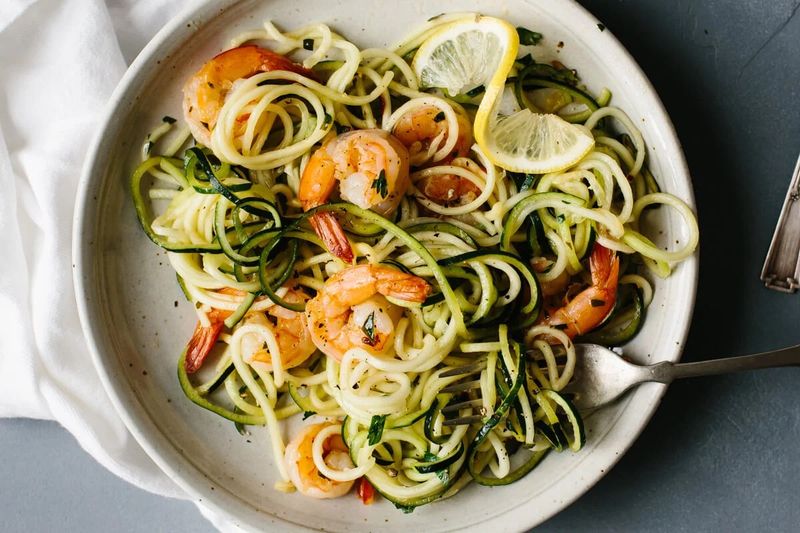 Zucchini Noodles with Shrimp and Garlic Olive Oil Sauce