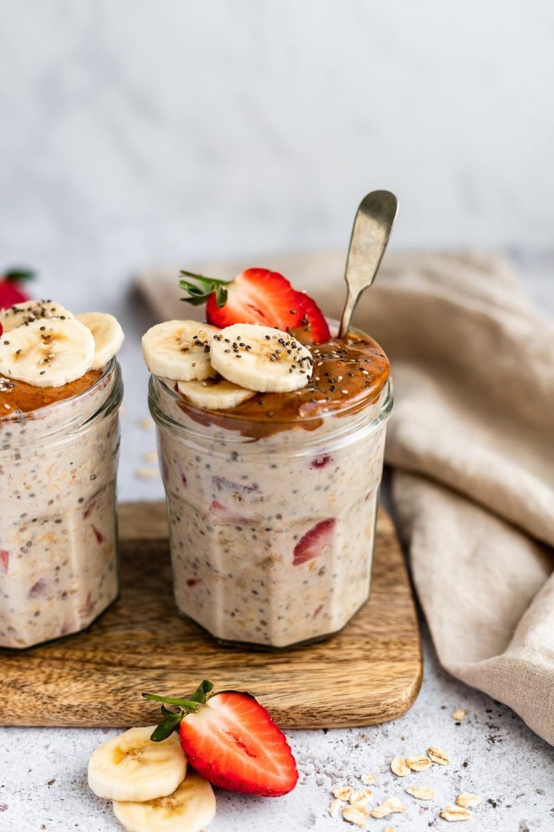 Overnight Oats With Chia Seeds And Almond Butter