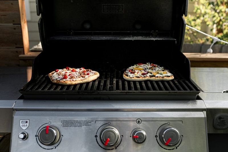 Two-Zone Fire Pizza Method
