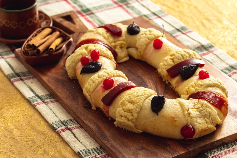 Rosca de Reyes on Three Kings Day