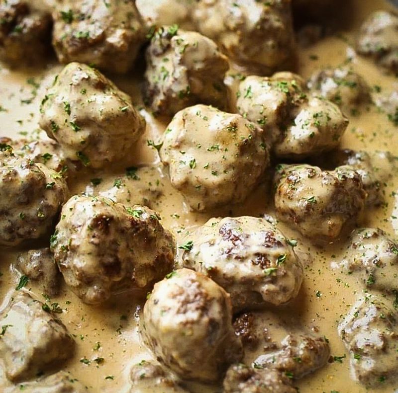 Swedish Cream Sauce for Meatballs