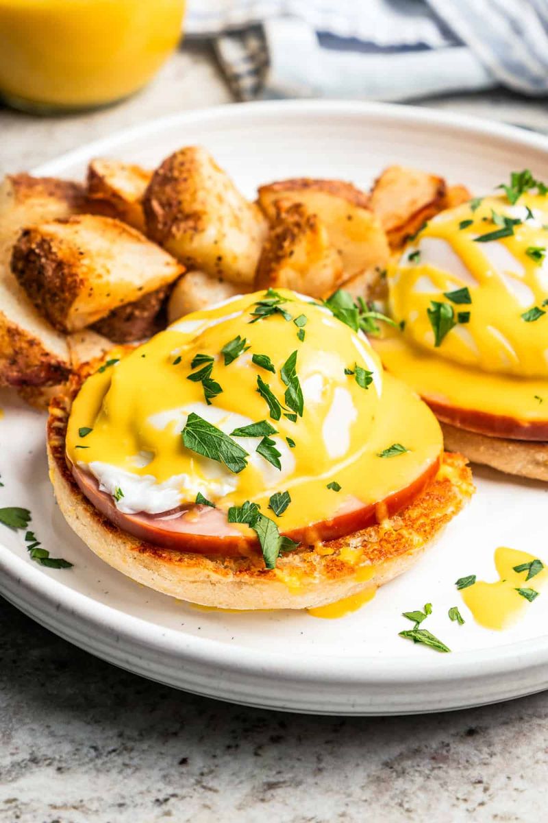 Eggs Benedict