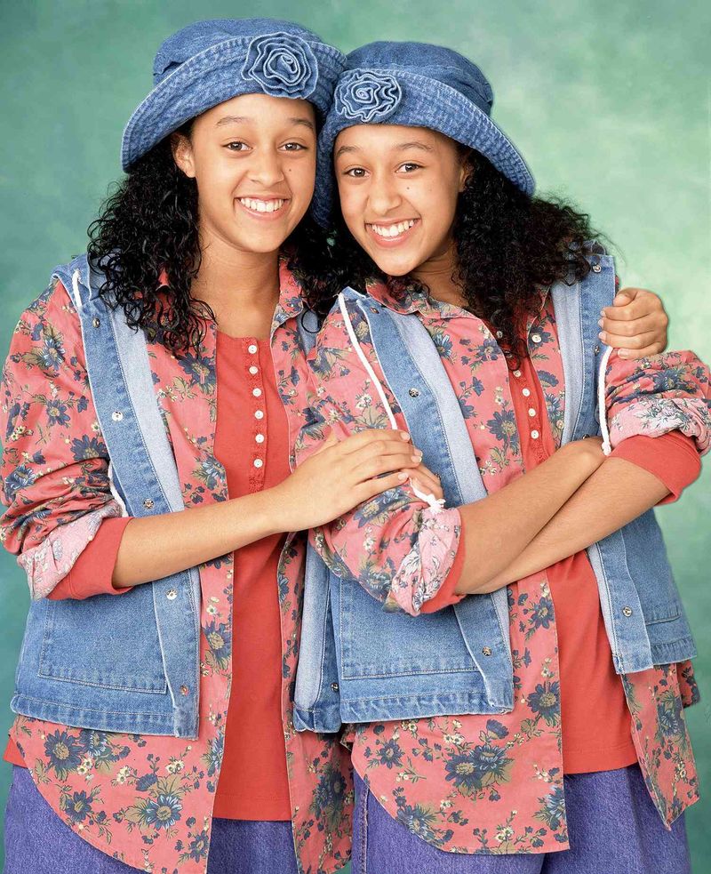 Tia and Tamera Mowry - Sister, Sister
