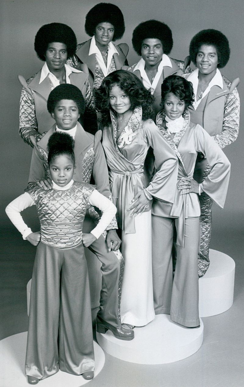 Janet Jackson - Raised Among the Famous Jackson 9