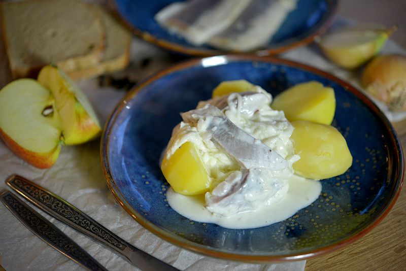 Sledz w Smietanie (Herring in Cream)